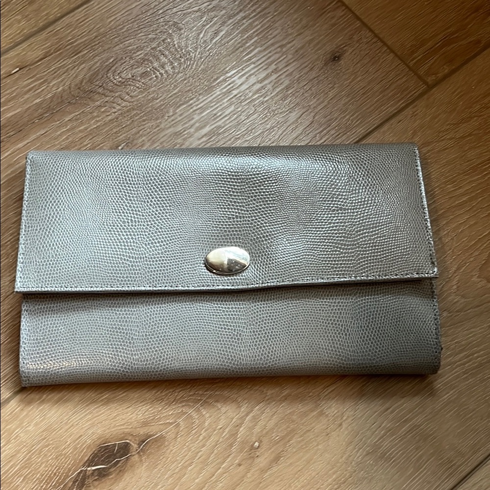 Elegant Cream and Gray Travel Jewelry Wallet